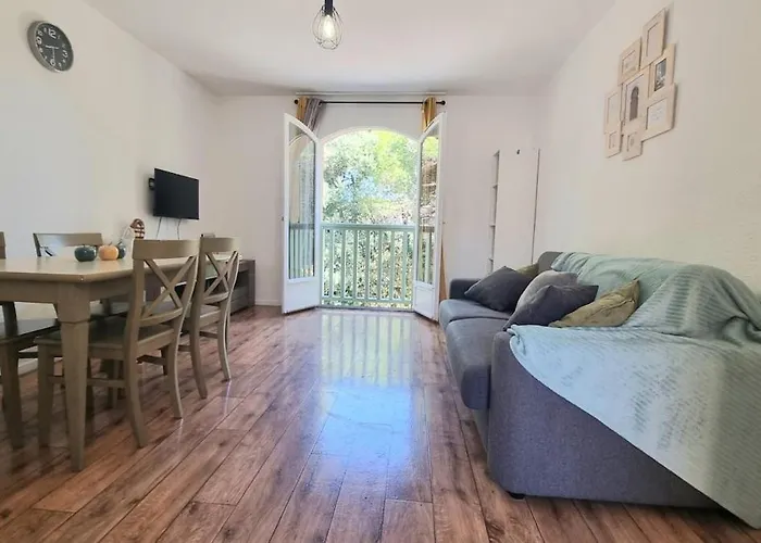 Apartmán At K&d 16, Pool, Netflix Saint-Raphaël